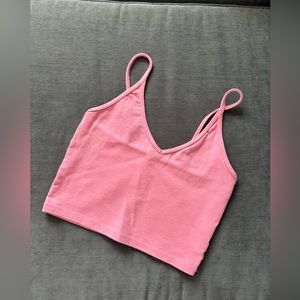 ARITZIA pink cropped tank top